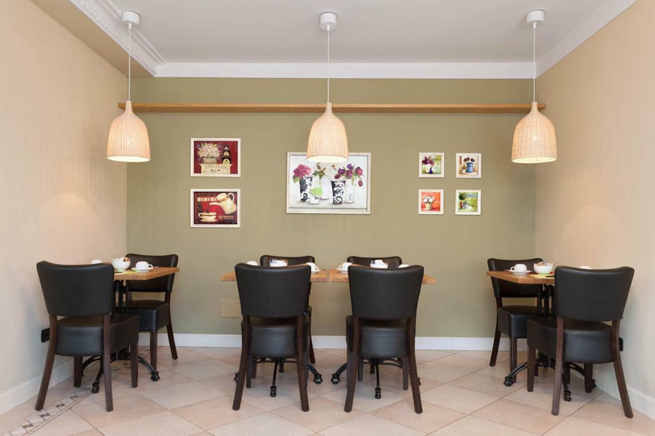 רוברטו Hotel Leon D'Oro מראה חיצוני תמונה