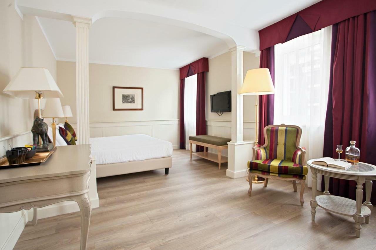 רוברטו Hotel Leon D'Oro מראה חיצוני תמונה