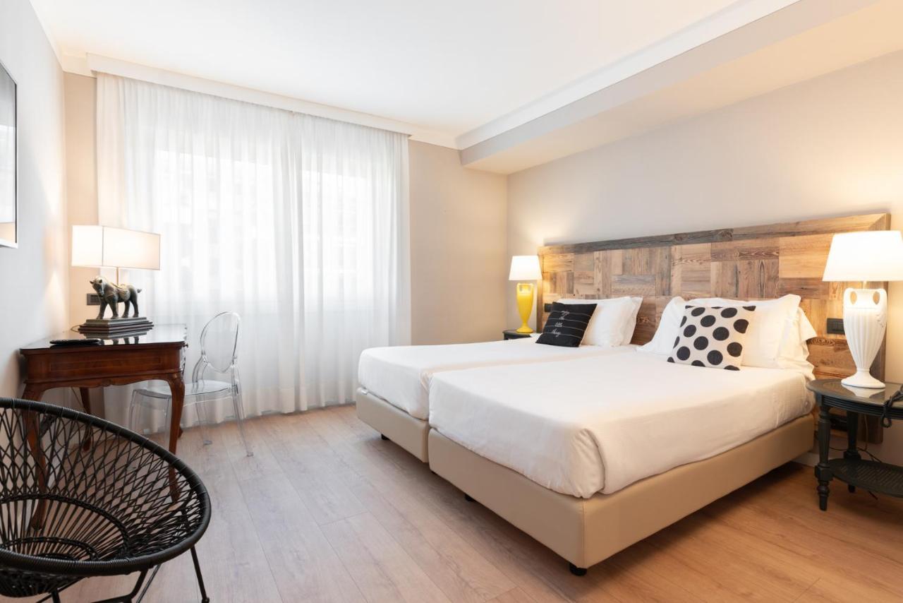רוברטו Hotel Leon D'Oro מראה חיצוני תמונה
