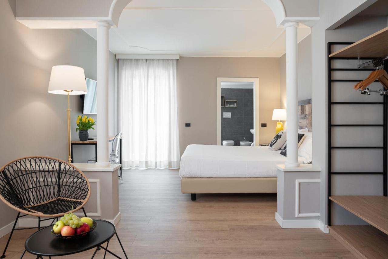 רוברטו Hotel Leon D'Oro מראה חיצוני תמונה