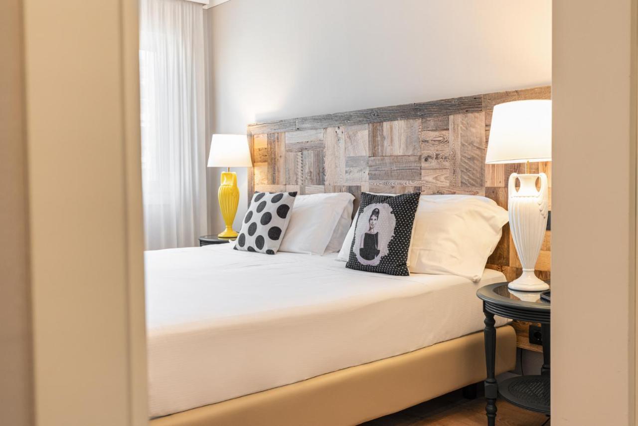רוברטו Hotel Leon D'Oro מראה חיצוני תמונה