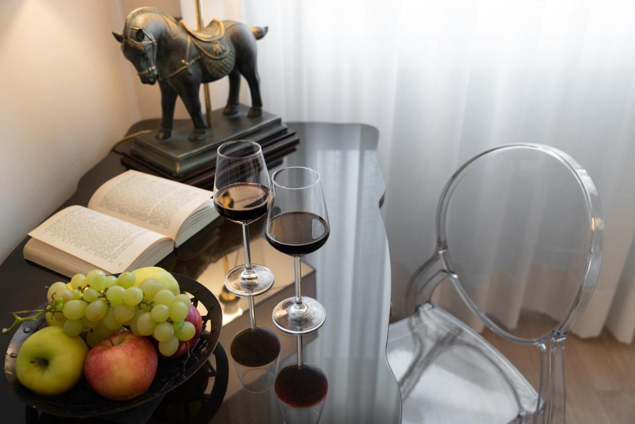 רוברטו Hotel Leon D'Oro מראה חיצוני תמונה